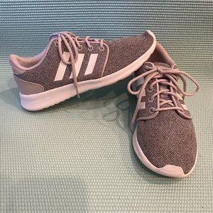 Adidas size 7 1/2 cloudfoam running shoes